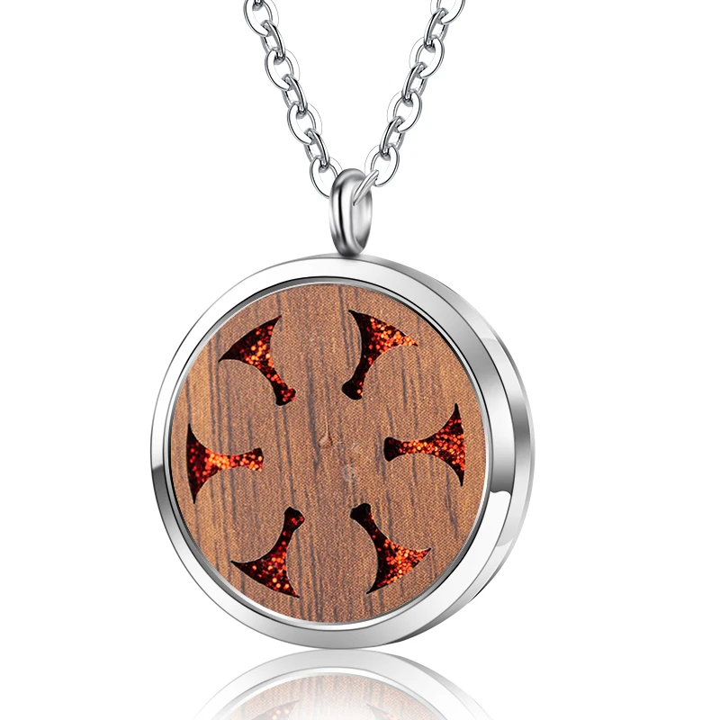 

Hollow wood alloy aromatherapy box necklace 2020 new perfume small box essential oil spread incense machine aromatherapy jewelry