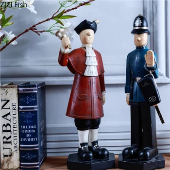 

Vintage Home Decor Handicraft Puppet Royal Figurine Resin Doll Desktop Decoration Police Gentleman Ornaments Christmas Gifts