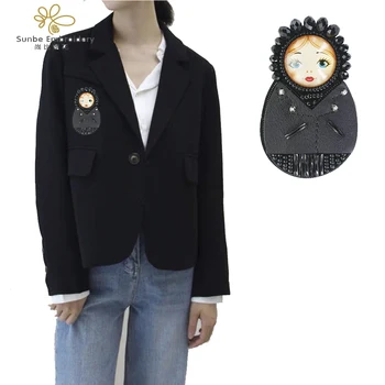 

Fashion Beaded Embellished Girl Tumbler Patches PU Handmade Emblem Badges 5 pieces