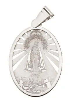 

Pendant in sterling silver of 925mls laser engraving. Souvenir of Cuba, the Virgin of Charity of Copper.