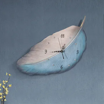 

Resin Nordic Living Room Feather Shape Wall Clock Creative Fashion Bedroom Silent Clock Simple Modern Home Decor Wall Watch