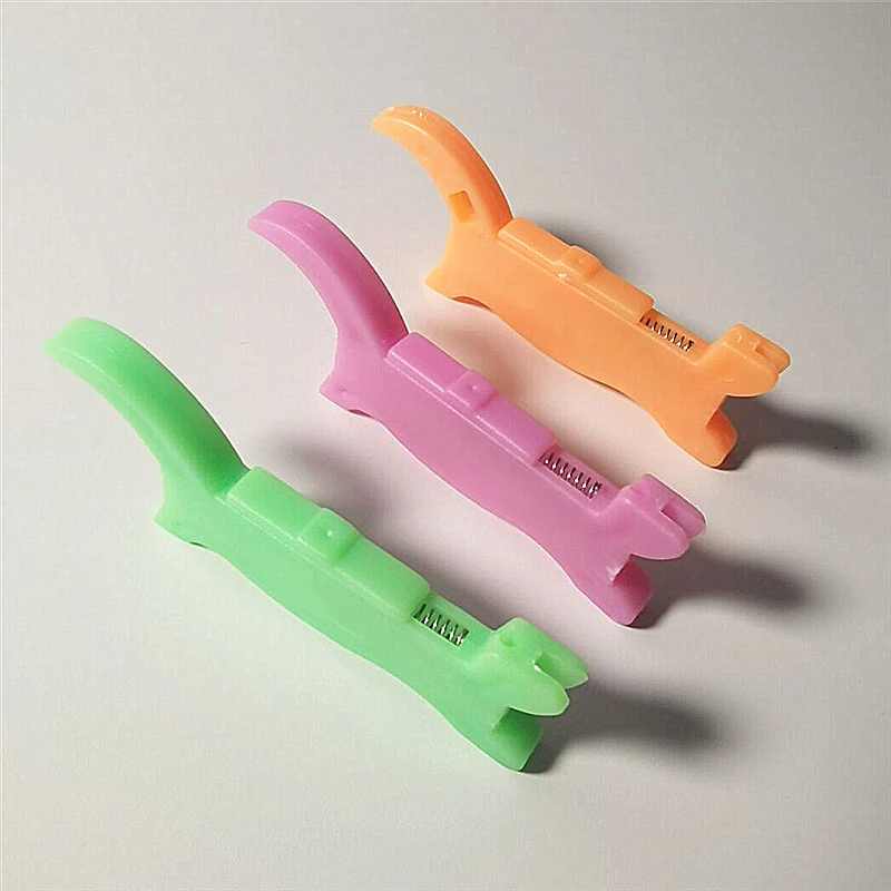 Sewing Needle Threader Automatic Thread Guiding Tool Easy Threading Sewing Supplies for Elderly