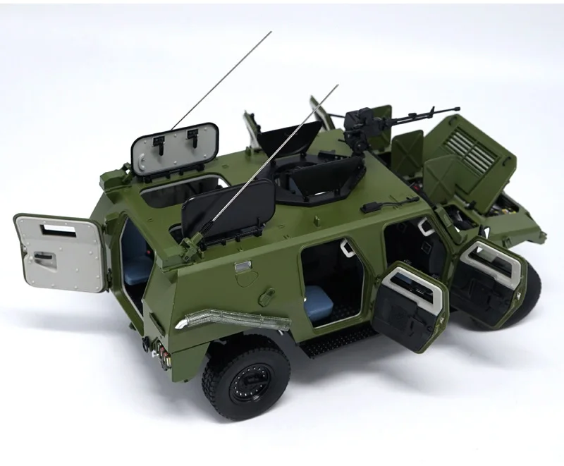 1:18 Dongfeng воин Внедорожный Бронированный автомобиль сплав 70-летие парадный военный бронированный автомобиль модели для подарка