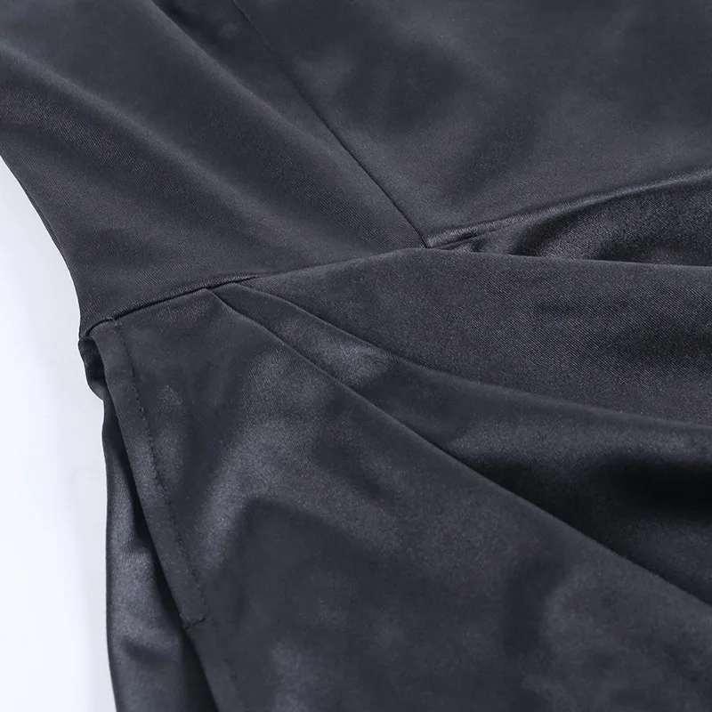 13752635138_2146010042