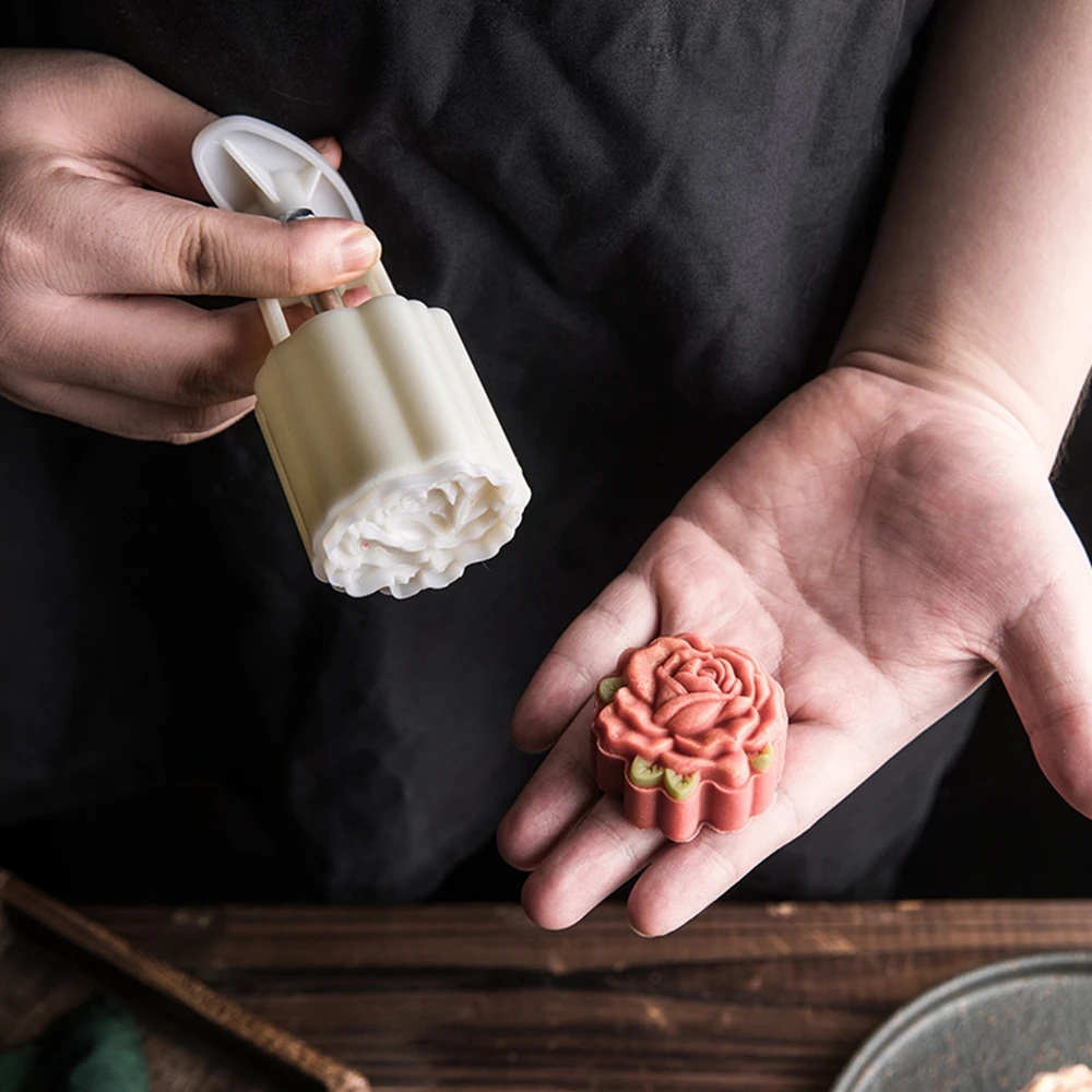 Moon Cake Tools Cookie Flower Stamp Mooncake Mold Kitchen Supplies Bakery Molds Ma'amoul Oriental Pastry Mould Form for Baking