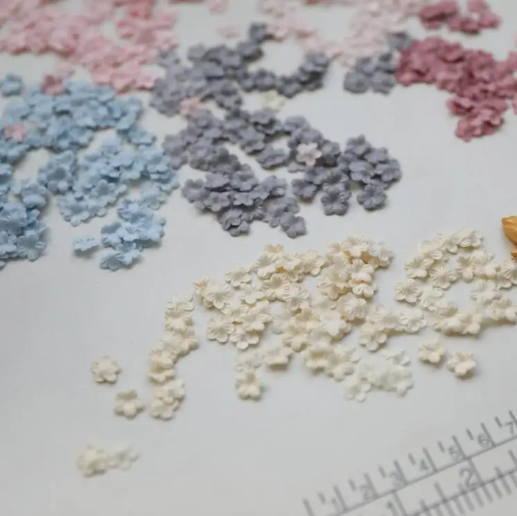 Silk Artificial Flowers Mini Lace Applique Fabric 30 Pieces/lot 9mm Wedding Dress Accessories DIY Rose Lace Decorative Patch