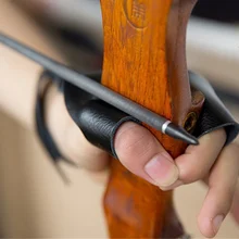 Открытый стрельба кожа левая рука стрельба из лука стрелка лук Охота защитный палец протектор защита два пальца защитные перчатки