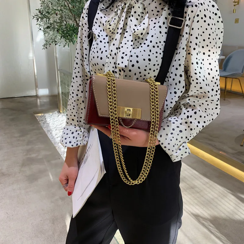 

Ins lock chain small bag 2019 Korean version Baitao Xiaofang Baosen series single shoulder lady bag inclined bag