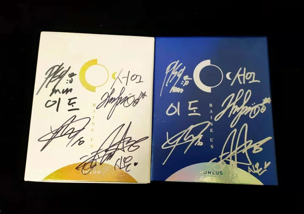 oneus アルバム サイン入り ONEUSデビューアルバム「LIGHT US」数量限定サイン入りCD発売中
