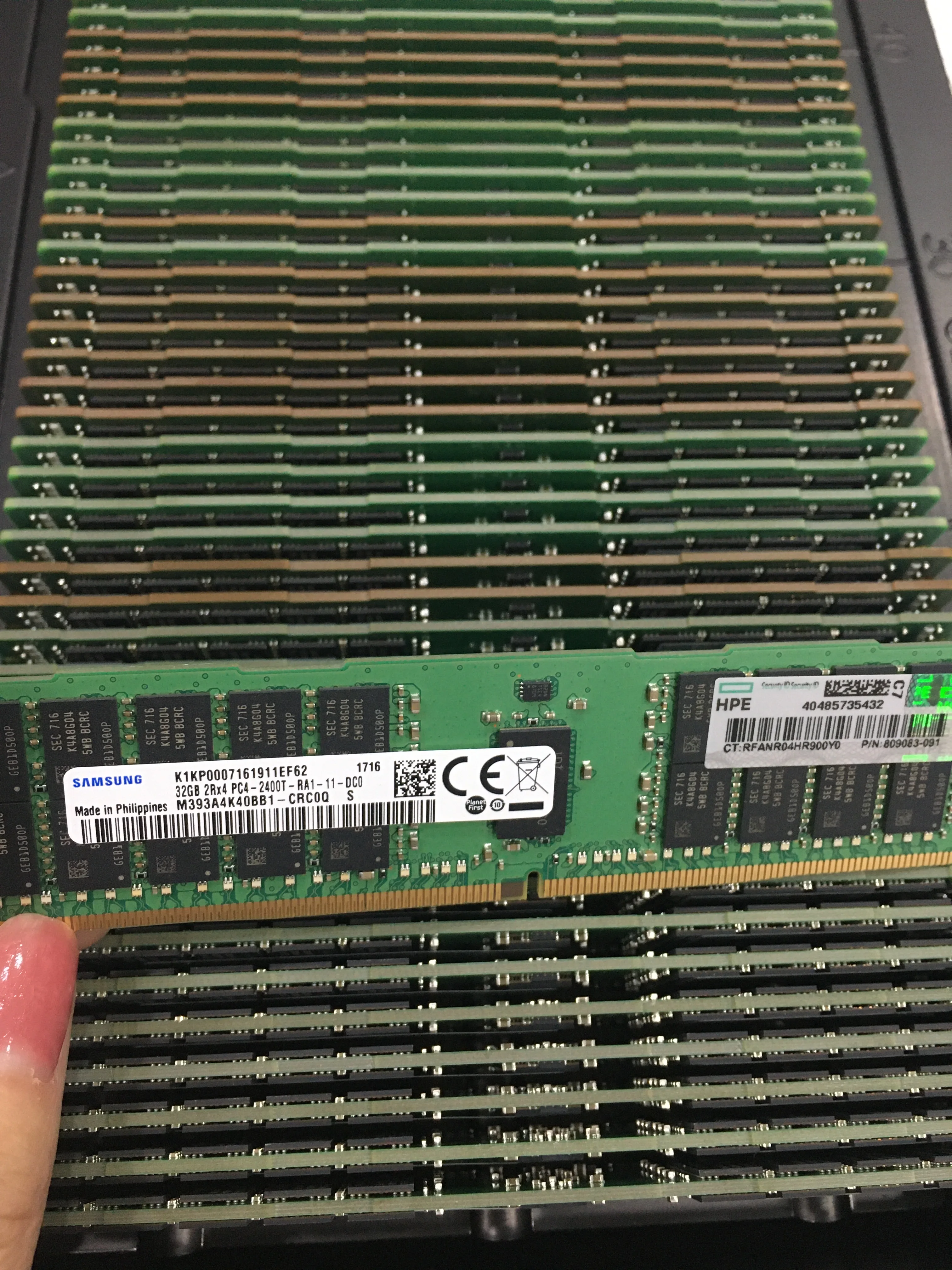 32 Гб PC4 19200 DDR4 2400MHz ECC Reg M393A4K40BB1 CRC Samsung HPE|Оперативная память| |