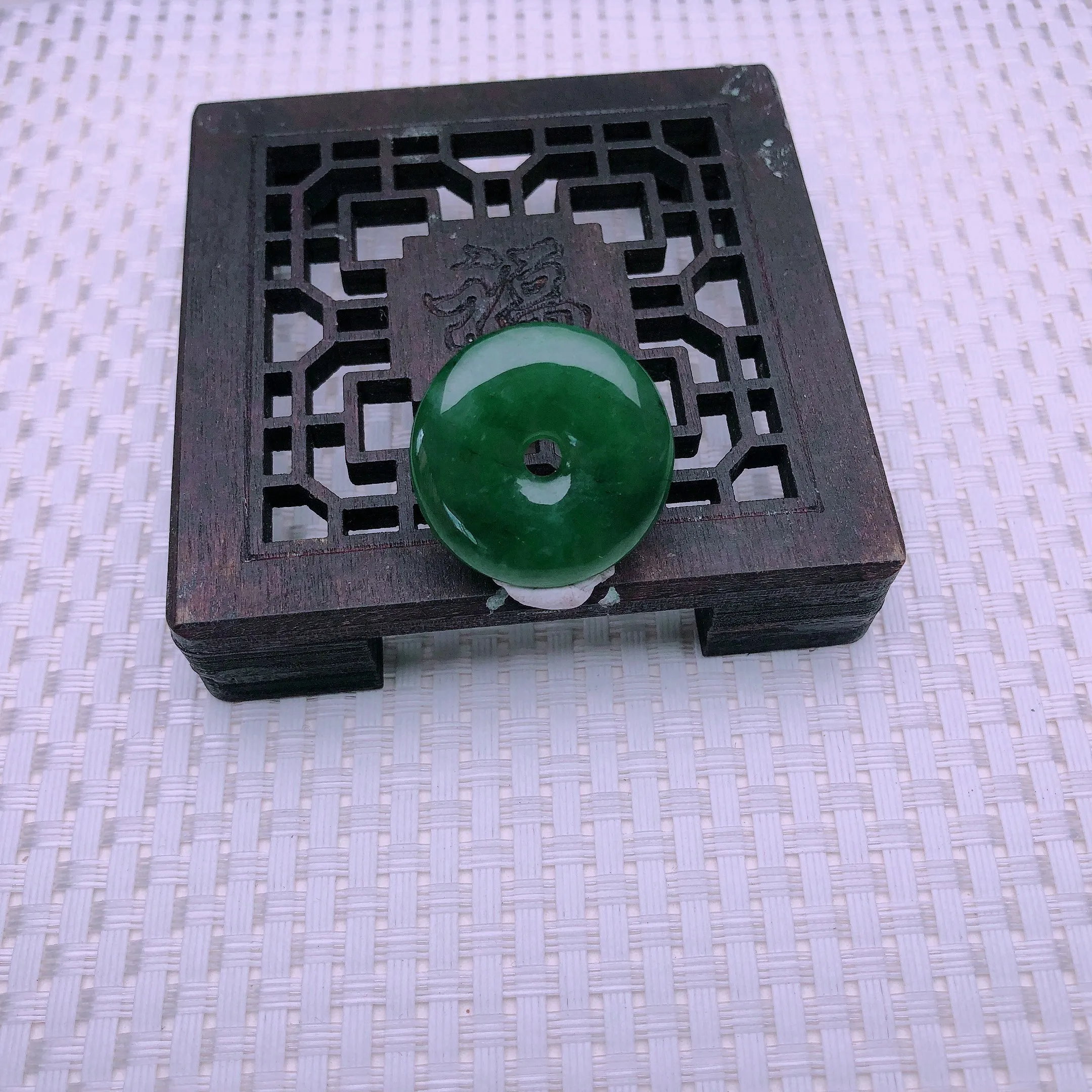 

2020 The Latest Model Men's And Women's Jade Stone Emerald Beads Necklace Pendant Natural Beads Pendant Necklace Emerald Jade