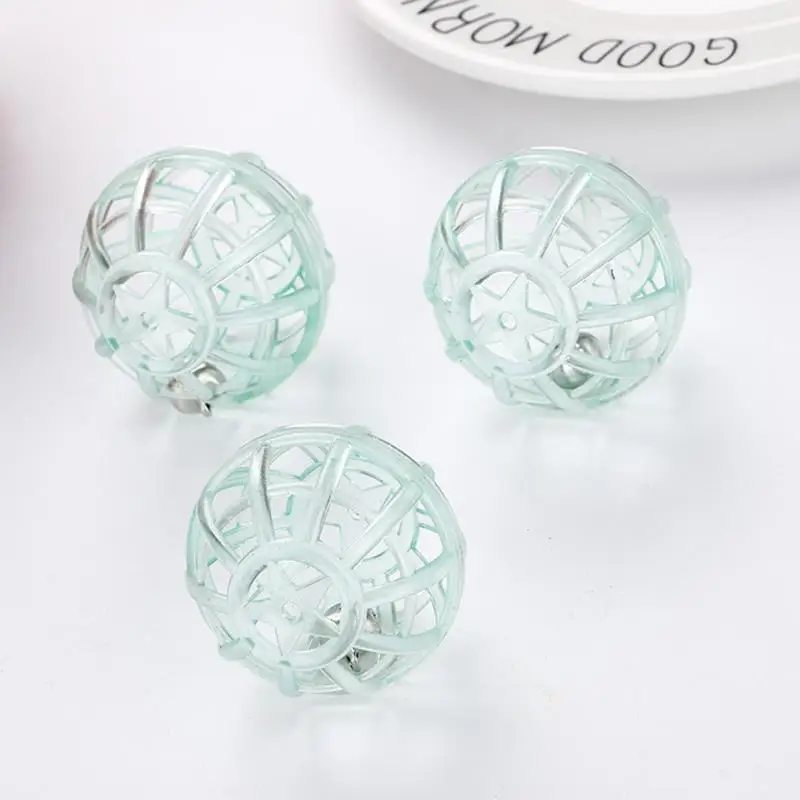 

1pcs Lattice Ball Cat Toy Lightweight Kitten Bell Toy Plastic Ball Random Color Funny Interactive Cats Toy Supplies