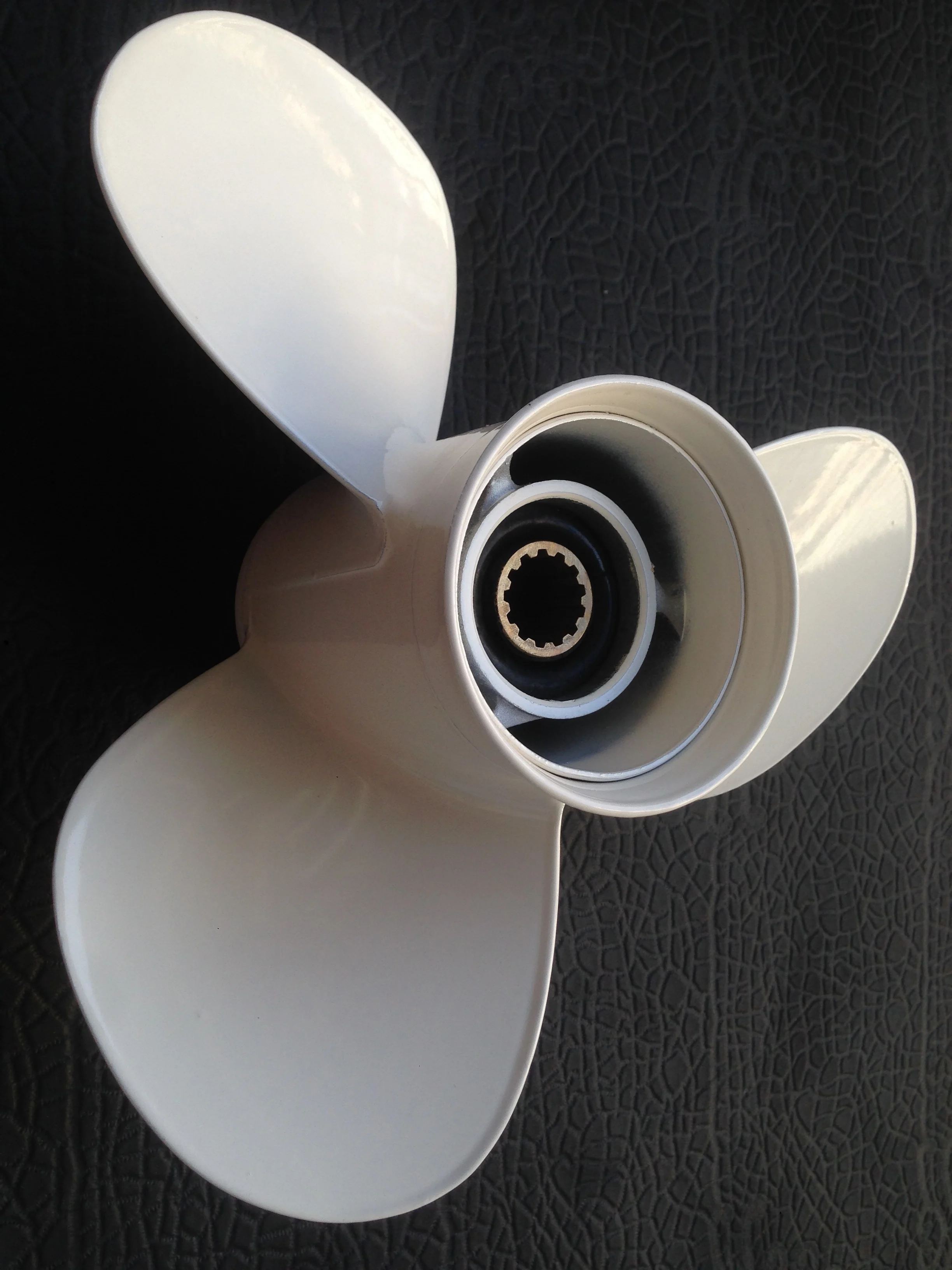 Aluminium propeller 25 30 hp 4 stroke Johnson outboard 10 1/4 x 11 10