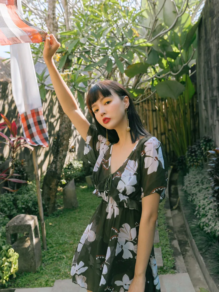 

2019 New Style Cute Retro Sexy Push up Chest Type Gauze Split Type Swimsuit Women's Three-piece Set