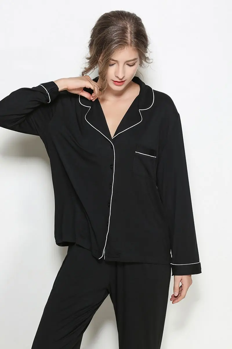 4468080836_1839441000