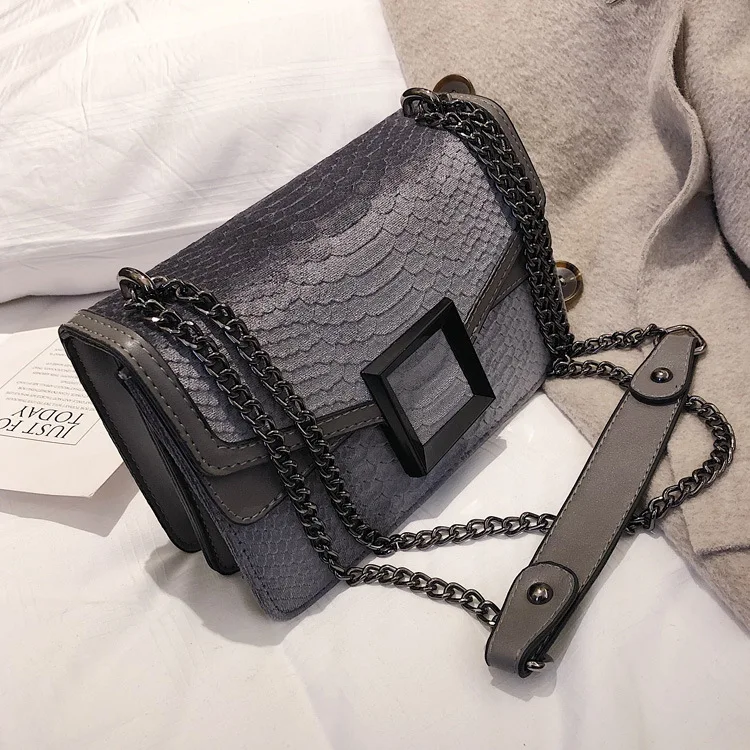 

Velvet Square Sling Bag Women's 2018 Autumn And Winter New Style Crocodile Pattern Hong Kong Style Retro CHIC Chain Crossbody Ba