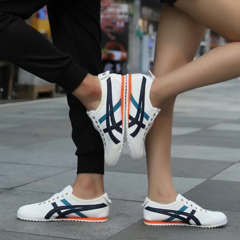 

Set of feet a pedal couple tiger shoes female flat bottom running sports breathable Korean version of the wild trend 2019 autumn