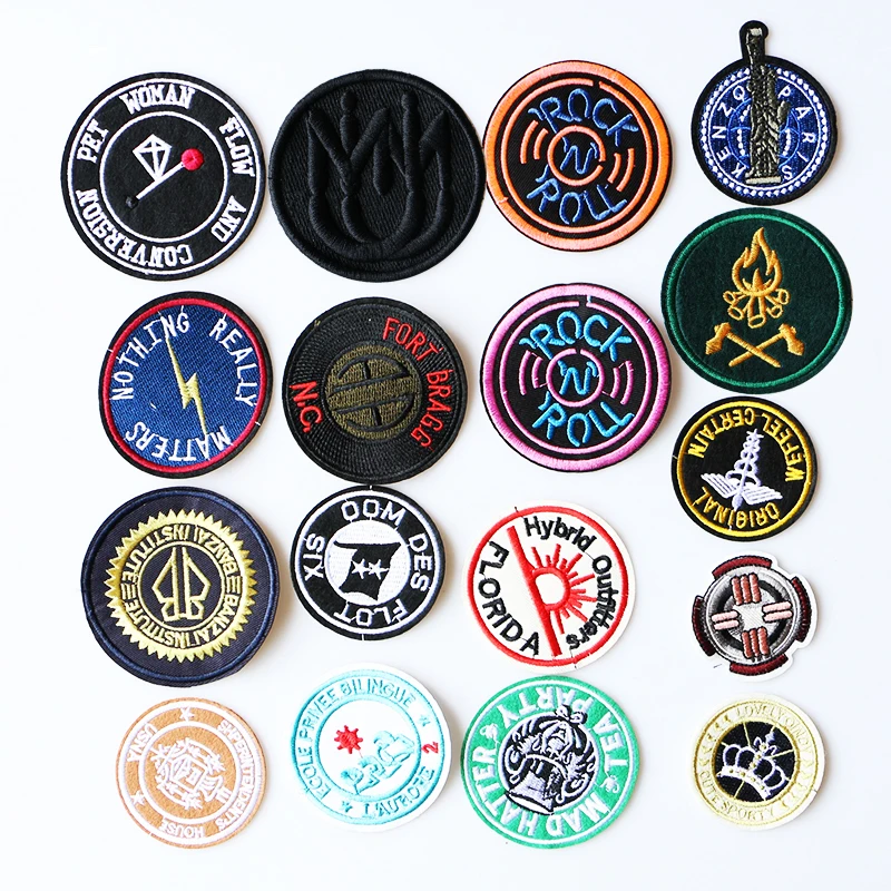 1 Pcs Royal Shield Medal  icon Embroidered Iron on Patches for Clothing DIY Stripes Clothes Patchwork Stickers Custom Badges