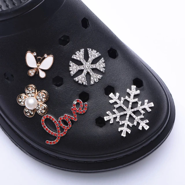Rhinestone Bling Shoes Charm Glitter Patches For Croc Charms Crystal  Rhinestone Metal Chain Shoes Accessories Diy Buckle Pearl Shoes Flower  Decorations - Temu Germany