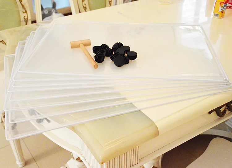 A Tempat Tidur Hewan Peliharaan Rumah Plastik Transparan Pagar