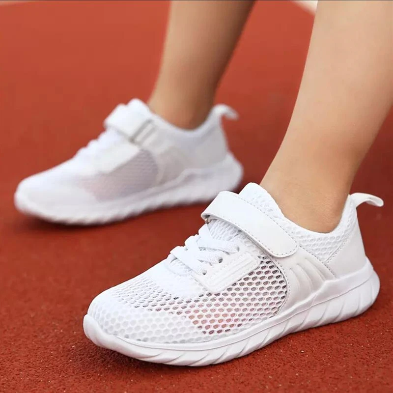non slip tennis shoes