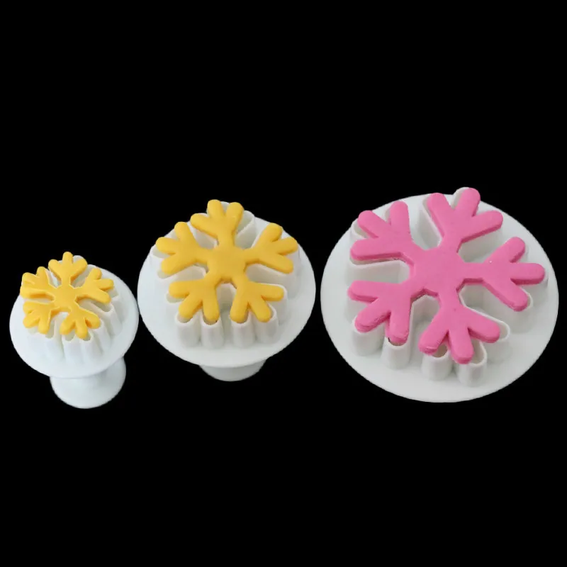 

3Pcs/Set Christmas Snowflake Fondant Cupc ake c ake Decorating Plunger Sugarcraft Cutter Sugar Confectionery Baking Mold Tools