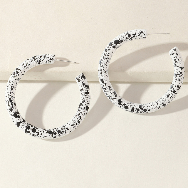 Geometric Polka Dot Earrings For Women's Personality Cold Style Black And White Dali Pattern Inkjet Jewelry Accessories