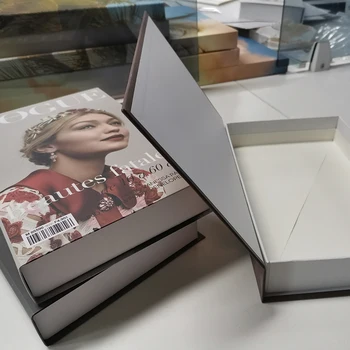 

Fake Books Openable Home Decoration Book Box Stylish and Beautiful Desktop Decoration Can Be Customized Storage Fake Book Box