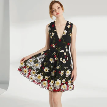

Dresses Brand Fashion Women High-end Luxury Summer Elegant Embroidery Colorful Flowers V-neck Sleeveless Lace Dress