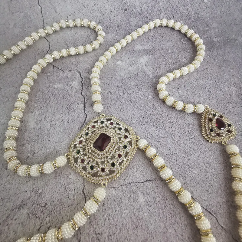 

Arabian bride's chest and shoulder tassel pendant bridal wedding fashion accessories beaded backpack wedding jewelry design