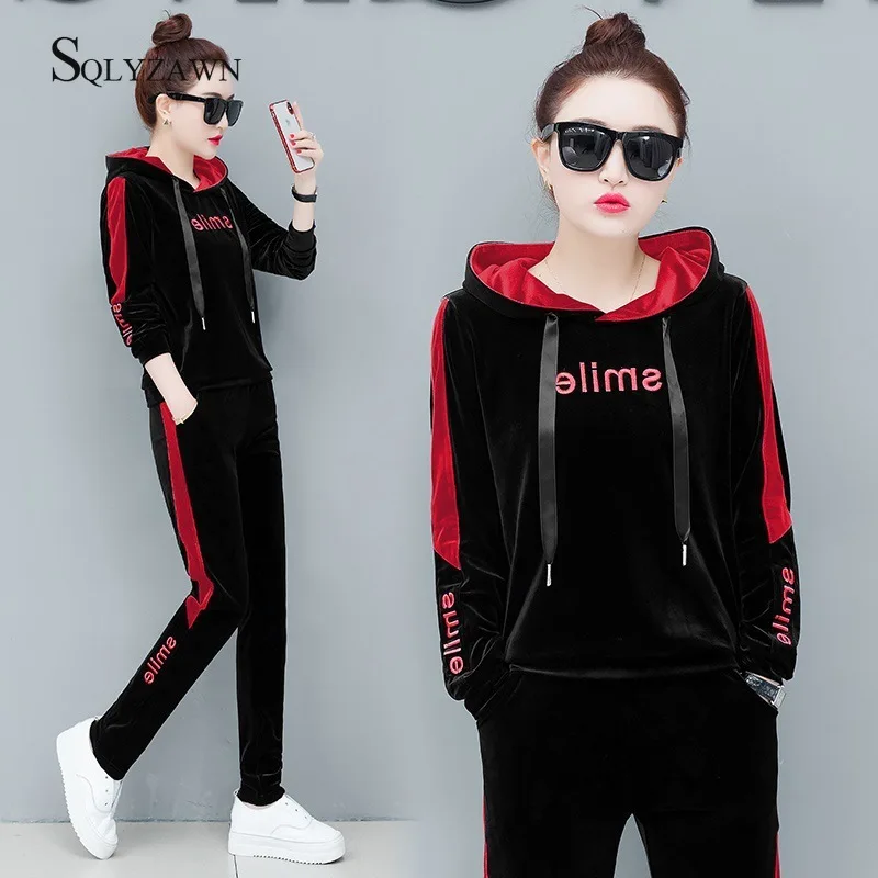 

Casual Velvet Tracksuit Set Autumn Women Suit SMILE Letter Embroidery Hooded Sweatshirt Top and Pant 2 Piece Set Women Sweatsuit