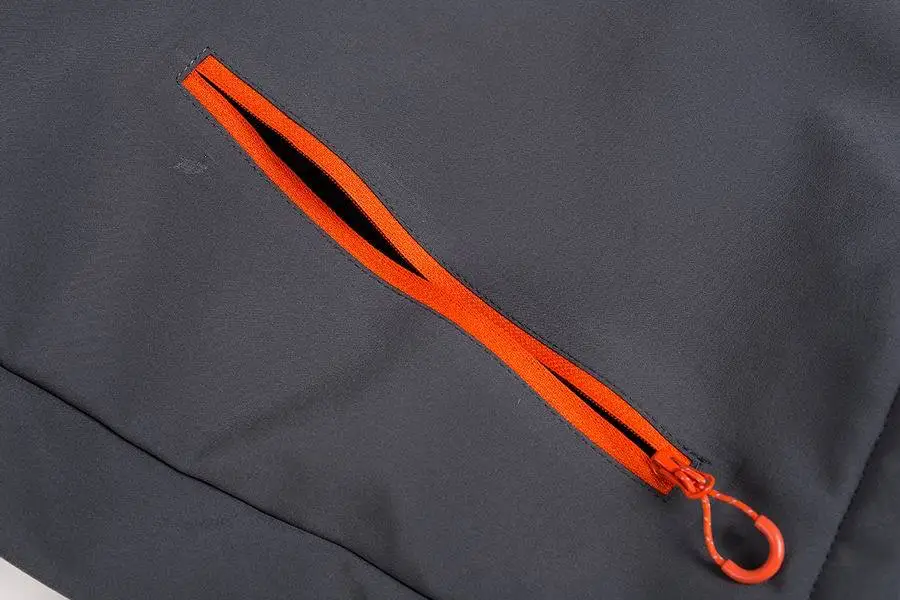 2929725901_1445636079