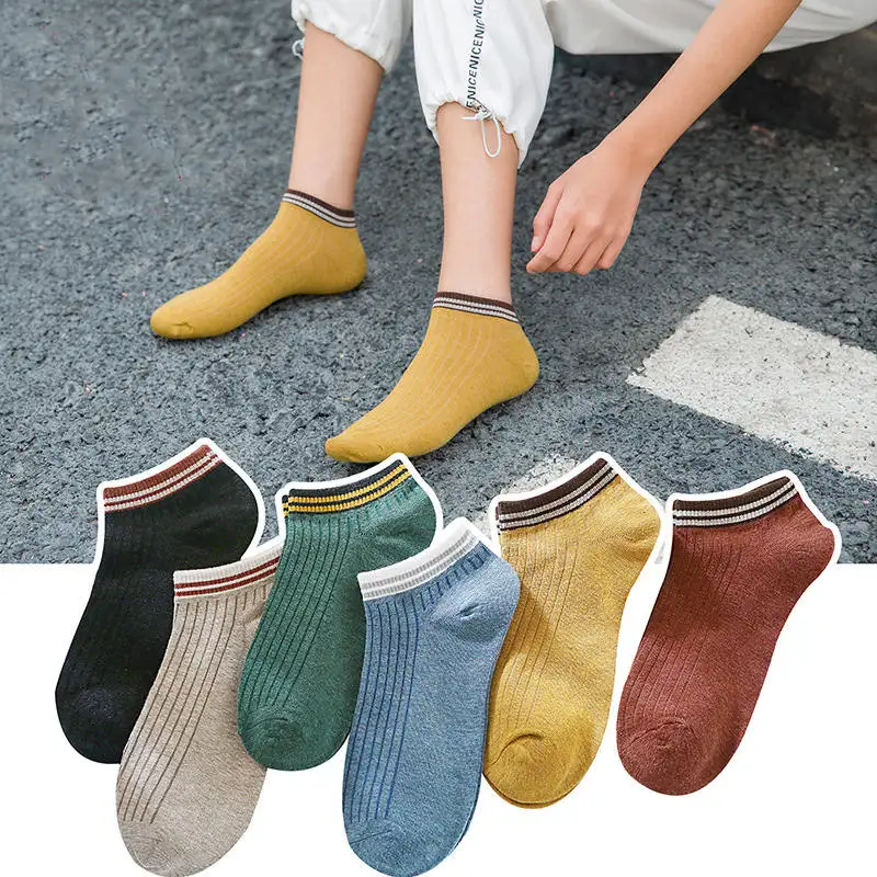 

Funny Cute Japanese High School Girls Cotton Loose Striped Crew Socks Colorful Women Sox Harajuku Designer Retro Yellow White