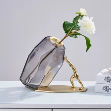 Креативный сильный человек толкает необычную стеклянную вазу скульптура фигура домашний декор искусство Дизайнер Цветочная композиция ваза Настольная Ваза подарок