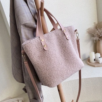 

Casual Large Capacity Plush Totes Designer Women Handbags Luxury Faux Fur Shoulder Crossbody Bags Ladies Big Buckets Bags Purses