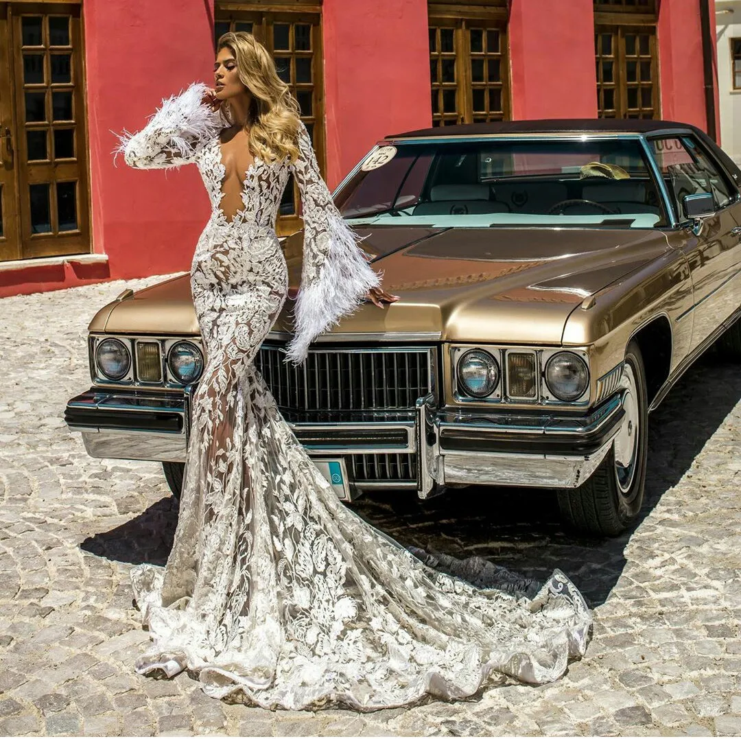 

Feather Mermaid Wedding Dress Arabic Long Sleeves Bridal Gowns Custom Made Lace Appliques V Neck Sweep Train Vestido de novia