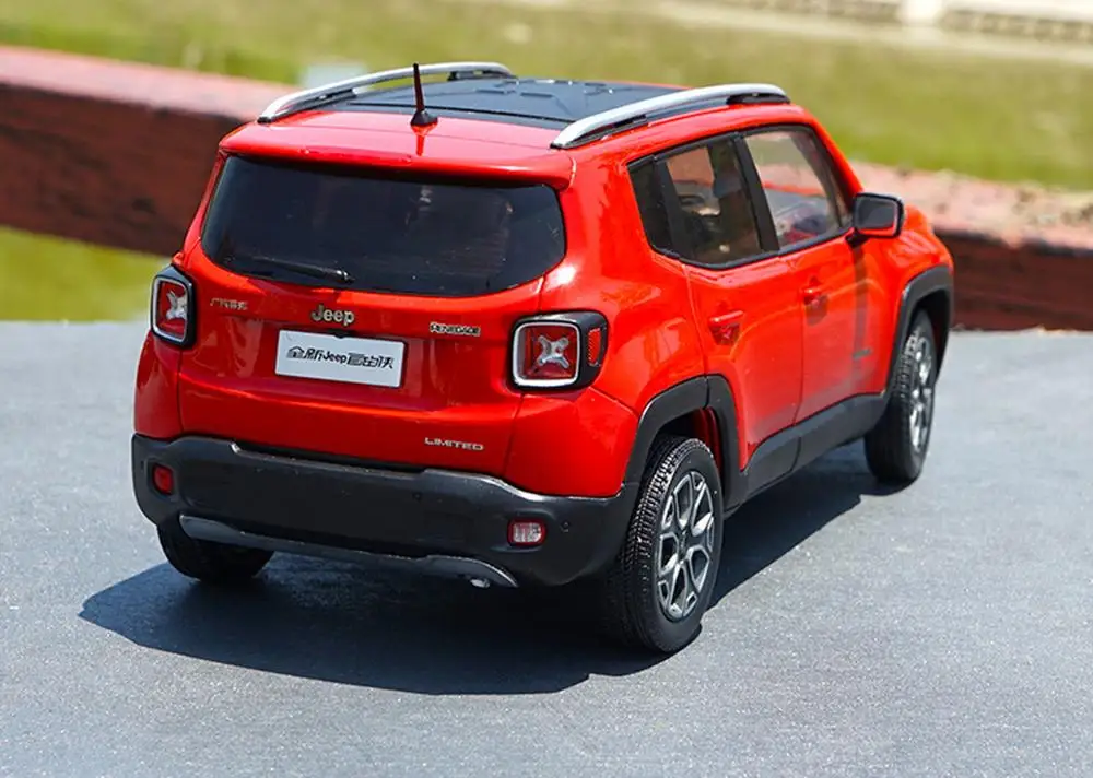1/18 весы Jeep Renegade Suv красные литые под давлением автомобильные модельные игрушки, коллекционные подарки