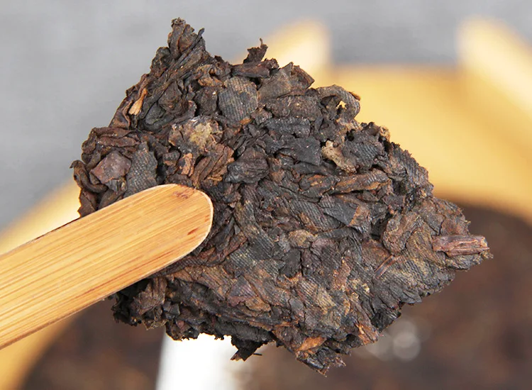 Yunnan Menghai Qizi Cake Tea Collection Made by 2013 Ripe Pu'er Shu Pu'er Tea 357g