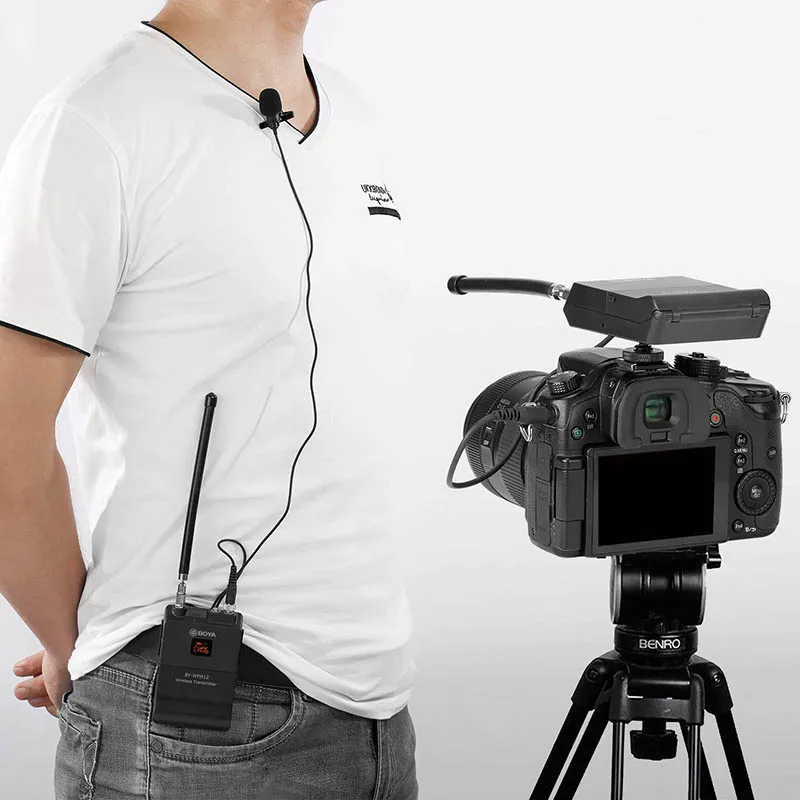 BOYA-BY-WFM12-VHF-Wireless-Microphone-System-Lapel-Lavalier-Mic-for-iPhone-8-7-plus-Smartphone (2)