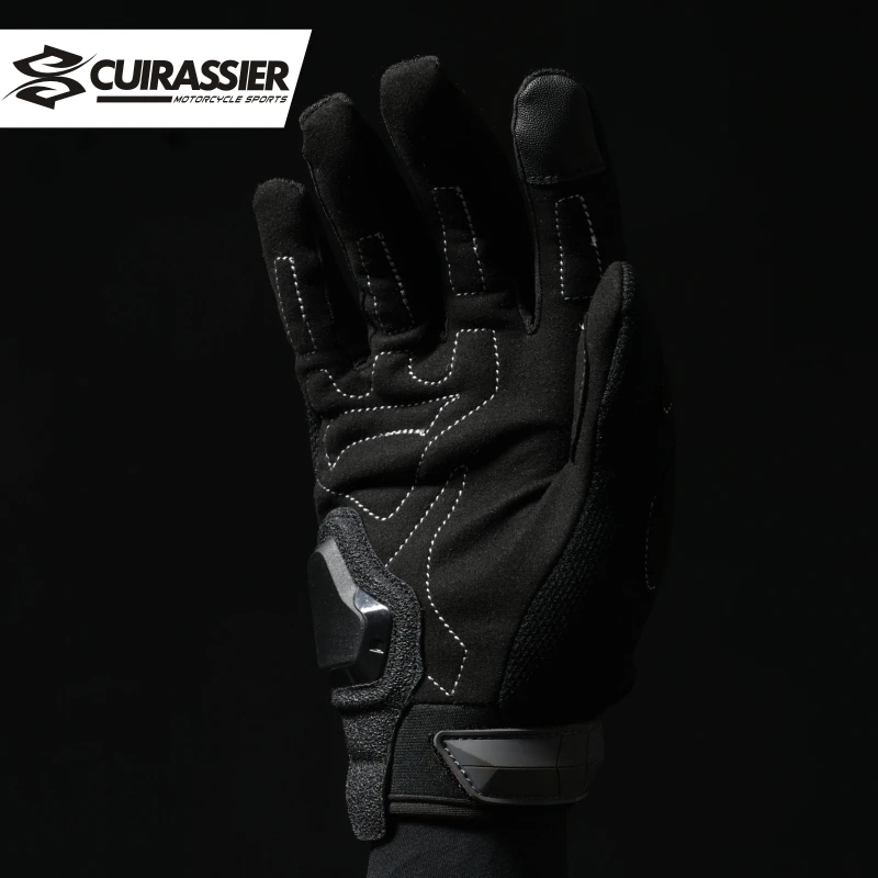 Cuirassier-������ ���� ������� �尩, ��ġ ��ũ��, ��⼺, ���͹���ũ ���̵�, ���� ��ȣ ���, ����ũ�ν� �尩