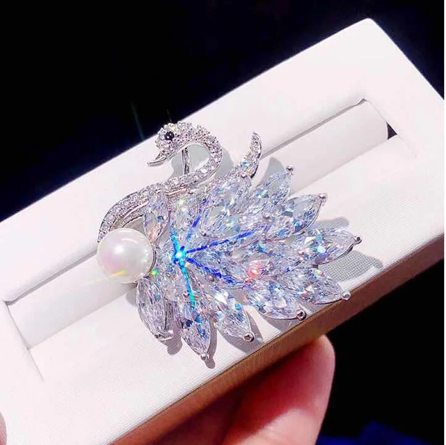 Cigno Bianco Con Spilla Di Perle Zircone Di Lusso Cristallo Spille Animali Spille Per Le Donne Gioielli Da Sposa Broche Femme Bijoux De Luxe