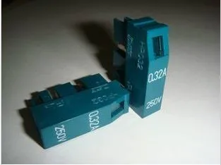 

New the original packaging Japan cable fuse HP032 DAITO fuse HP032 0.32 A