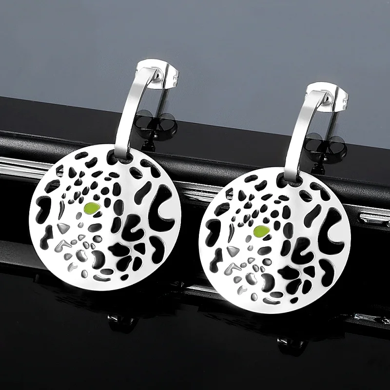 Женские круглые серьги гвоздики простые золотистые в зеленый горошек модные