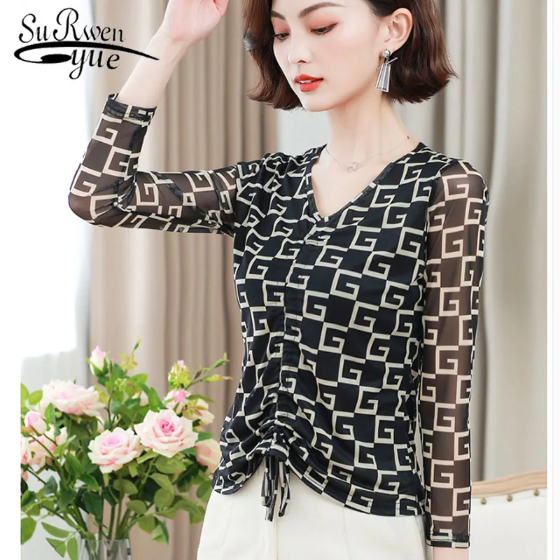 

New 2019 Fashion Women Shirts Casual Printed Plus Size Women Tops Long Sleeve V-neck Women Blouses Office Lady Tops 6089 50