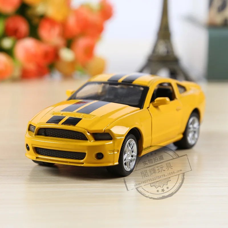 Стиль сплав детская игрушка Mustang четырехдверный сплав модель автомобиля с светильник и музыкальная серия