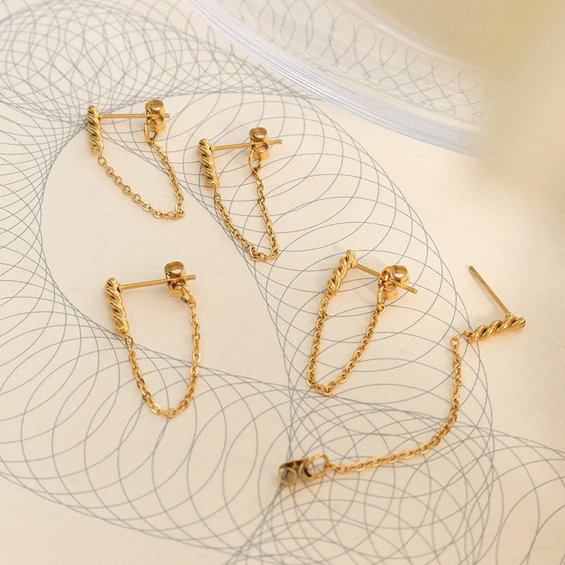 Baker Gold Hoops For Women. Shop gold earrings online! | Online earrings, Gold  chain necklace, Womens necklaces