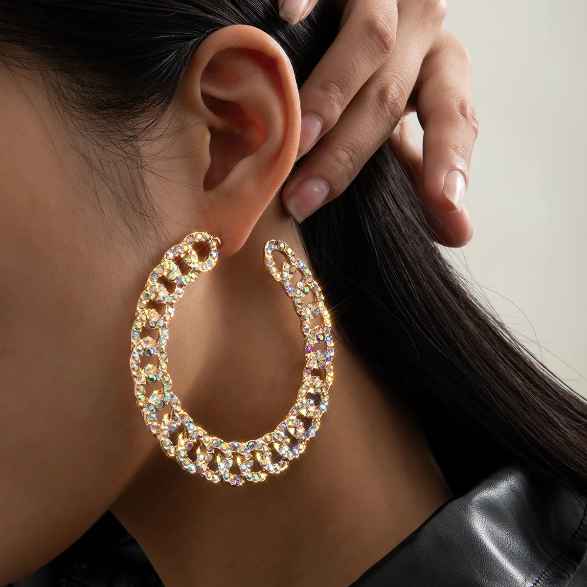 

Fashion Big Circle Crystal Hoop Earrings for Women Bijoux Geometric Rhinestones Earrings Boho Statement Jewelry Gifts