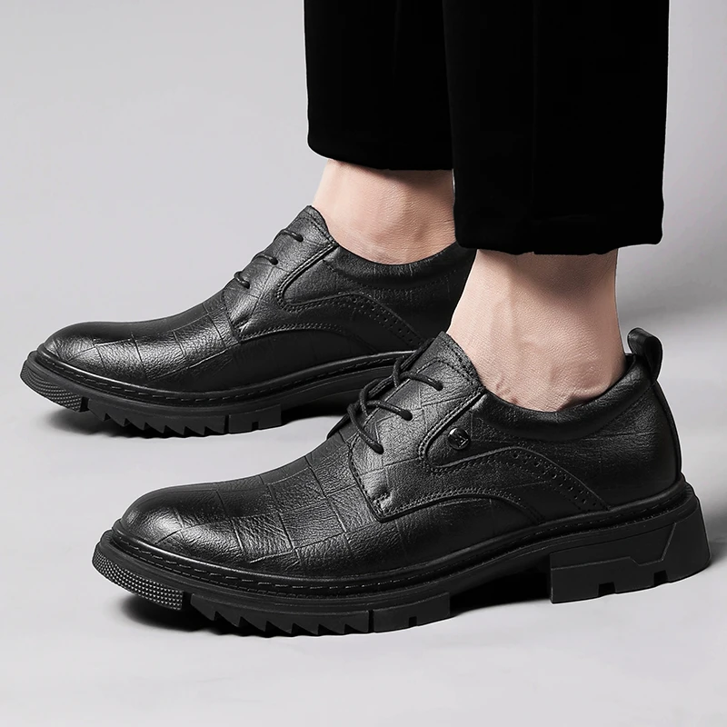 

Leather Men Dress Shoes oxfords Formal Wedding Party Shoes For Men lace up Retro Brogue Luxury Brand Men's shoes big size 47