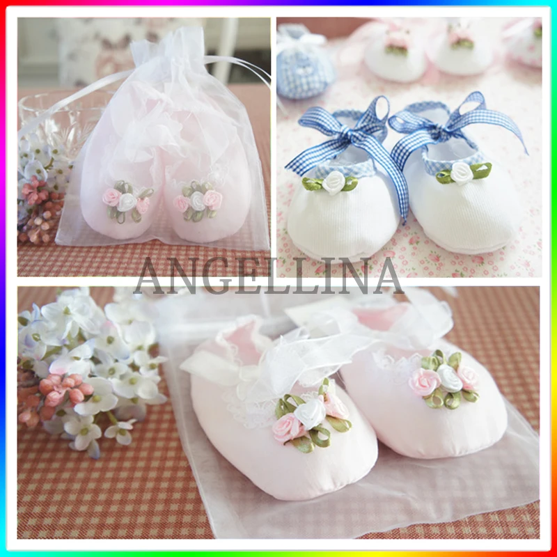 

Exporting Europe. Baby shoes. Pure cotton. Baby cloth shoes. Baby boot. princess shoes Hand-made roses. baby hair band