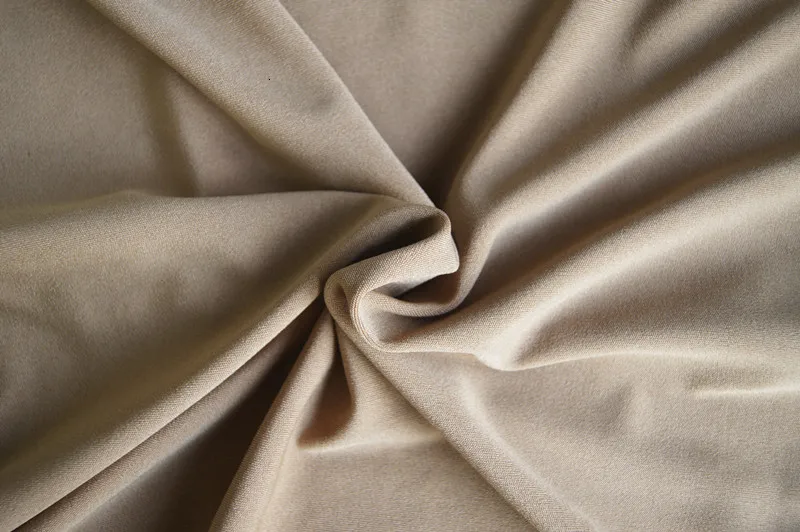 3698394400_1673310685